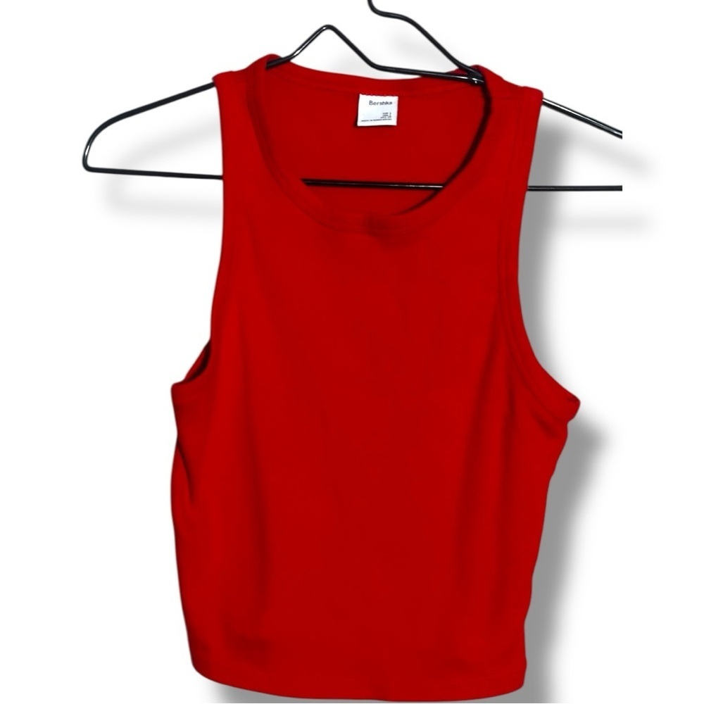 Bershka Vibrant Red Ribbed Slim Fit Crewneck Sleeveless Casual Tank Top - Picture 12 of 13